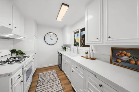 $965,000 | 1741 Tustin Avenue, Unit 11A, Costa Mesa, CA 92627