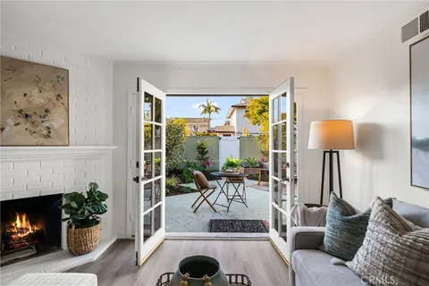 $965,000 | 1741 Tustin Avenue, Unit 11A, Costa Mesa, CA 92627