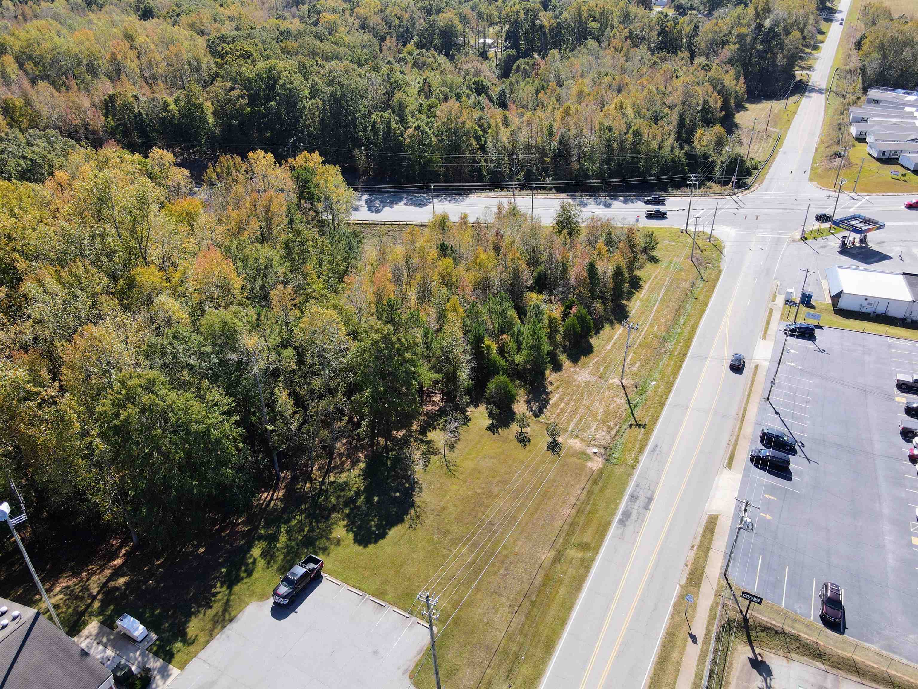 682 Hyatt Street Gaffney, SC 29341 - Photo 3 of 7