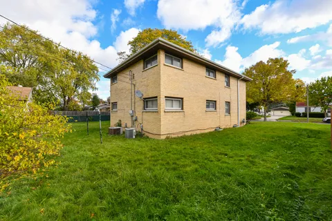 $279,900 | 4319 North 72nd Street, Unit 4321, Milwaukee, WI 53216