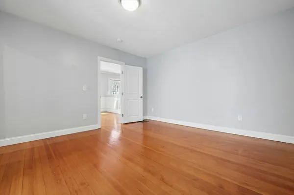 $449,900 | 125 Singletary Avenue, Sutton, MA 01590