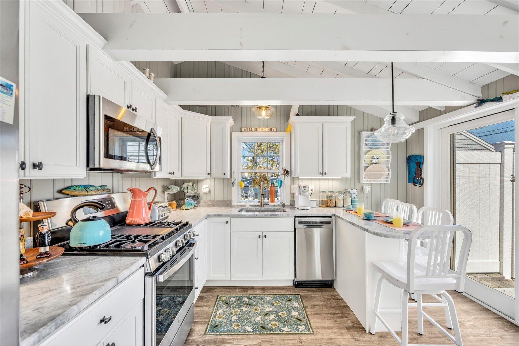 248 Old Wharf Road, Unit B1 Dennis Port, MA 02639 - Photo 14 of 41 22-889A1142