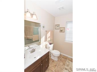 409 State Rte 4 St. Jacob, IL 62281 - Photo 14 of 21