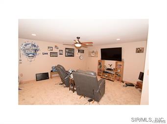 409 State Rte 4 St. Jacob, IL 62281 - Photo 9 of 21