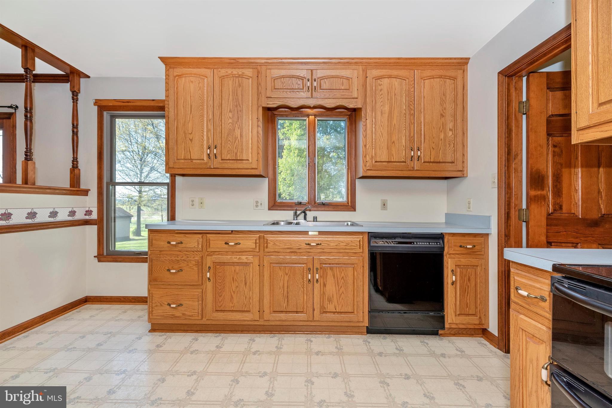 4941 Elmer Derr Road Frederick, MD 21703 - Photo 18 of 64