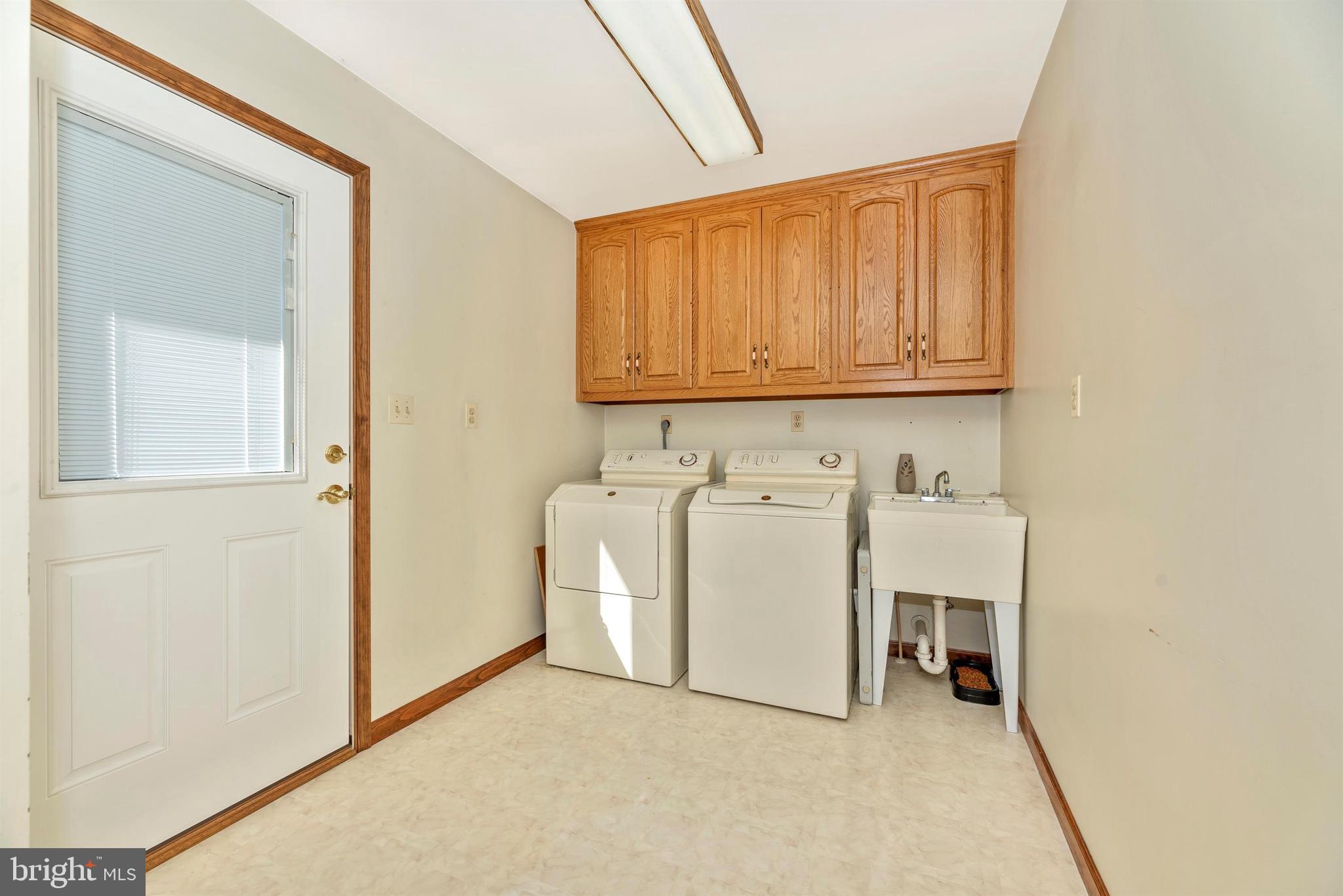 4941 Elmer Derr Road Frederick, MD 21703 - Photo 20 of 64