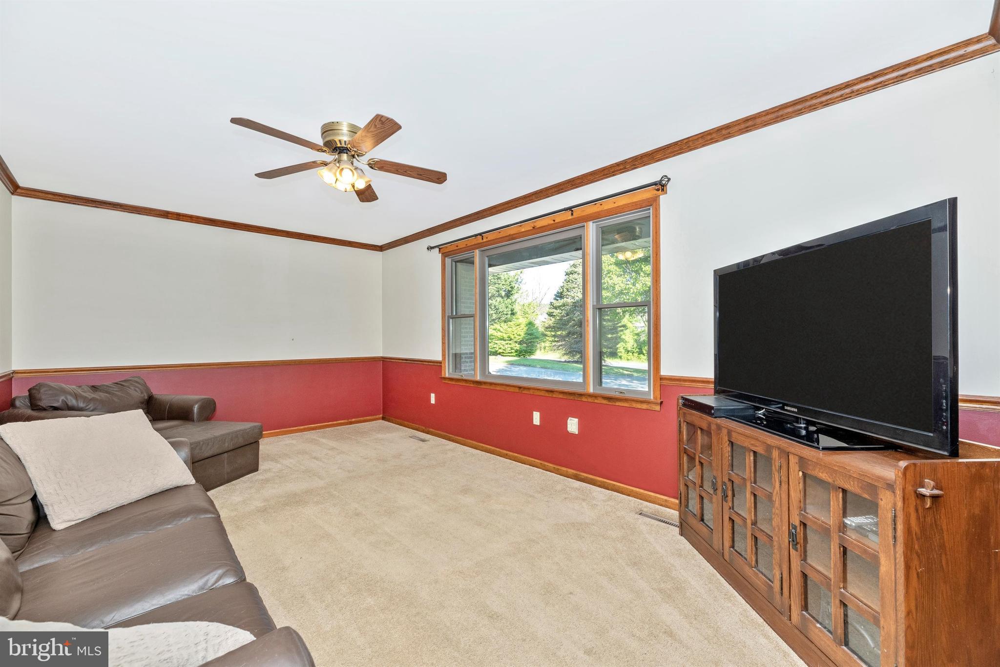 4941 Elmer Derr Road Frederick, MD 21703 - Photo 7 of 64