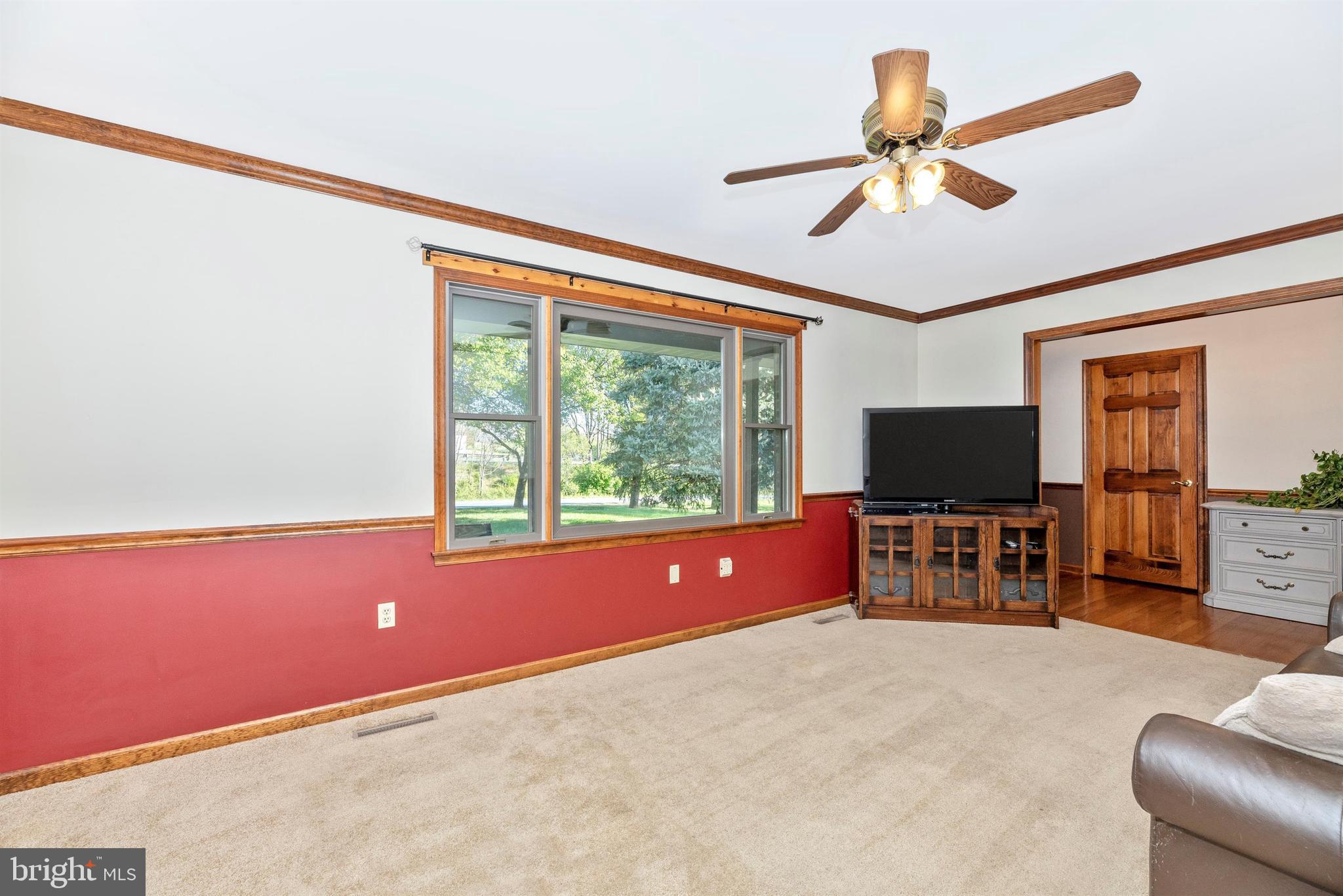 4941 Elmer Derr Road Frederick, MD 21703 - Photo 9 of 64