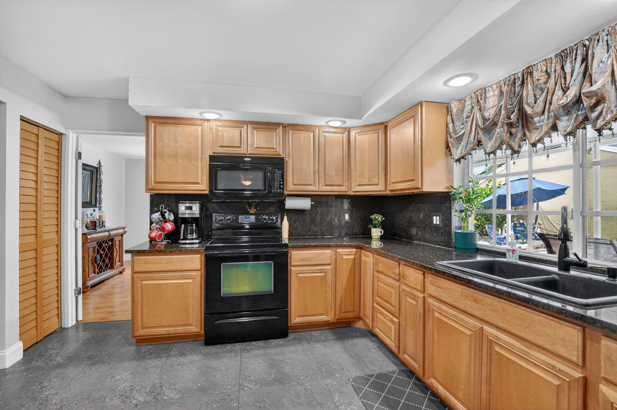 9976 Robins Nest Road Boca Raton, FL 33496 - Photo 10 of 47 12-web-or-mls-DSC_1261