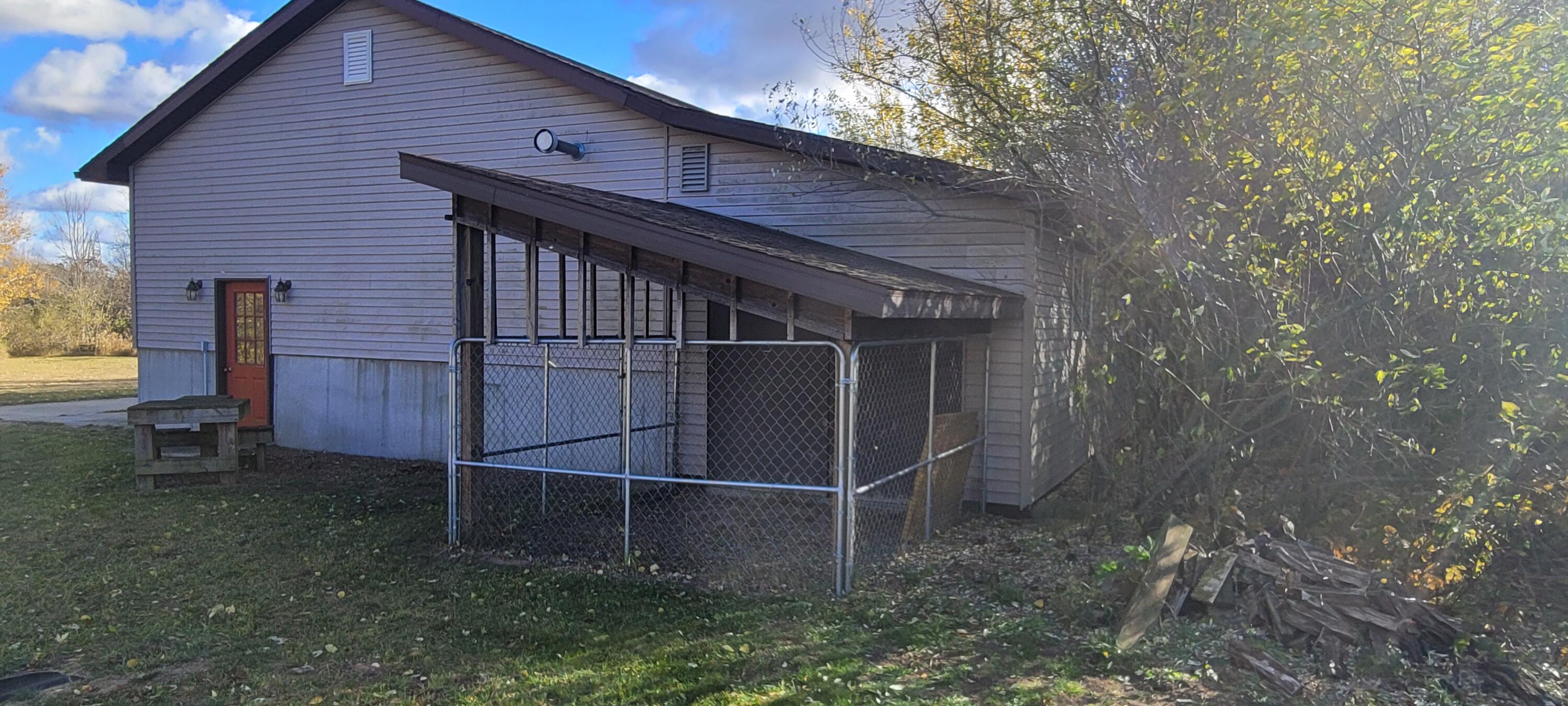 1065 South Brye Road Ludington, MI 49431 - Photo 16 of 37 20251105_144750