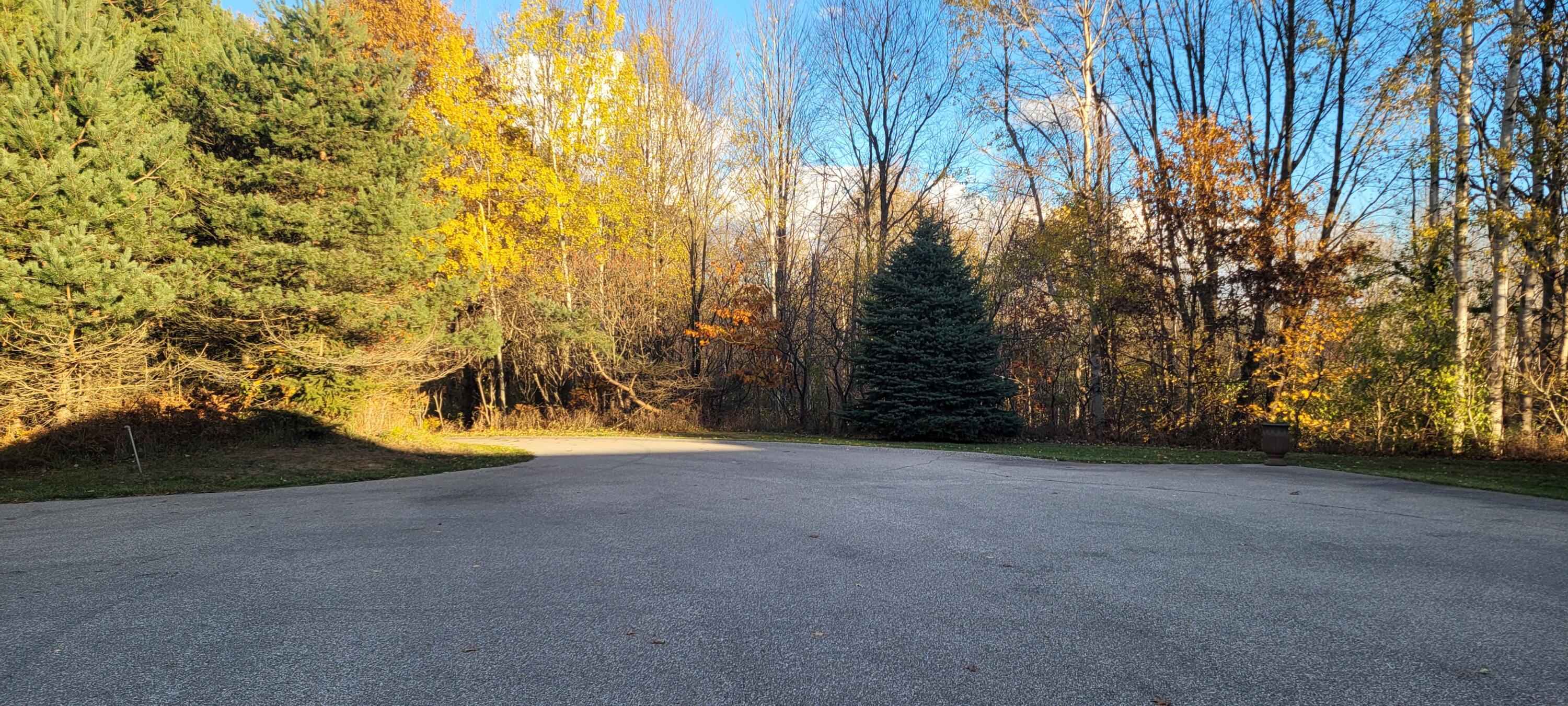 1065 South Brye Road Ludington, MI 49431 - Photo 23 of 37 20251105_162517