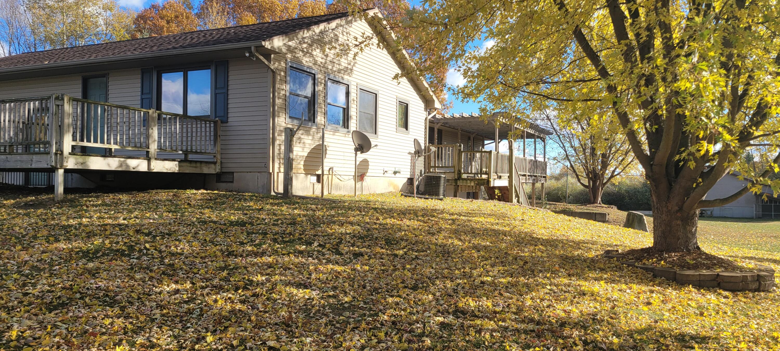1065 South Brye Road Ludington, MI 49431 - Photo 7 of 37 20251105_144343