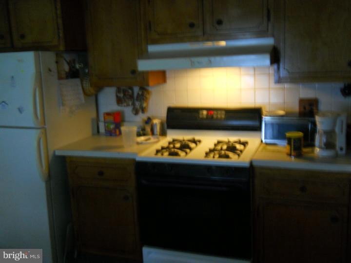 171 Silver Lake Drive Clementon, NJ 08021 - Photo 4 of 10