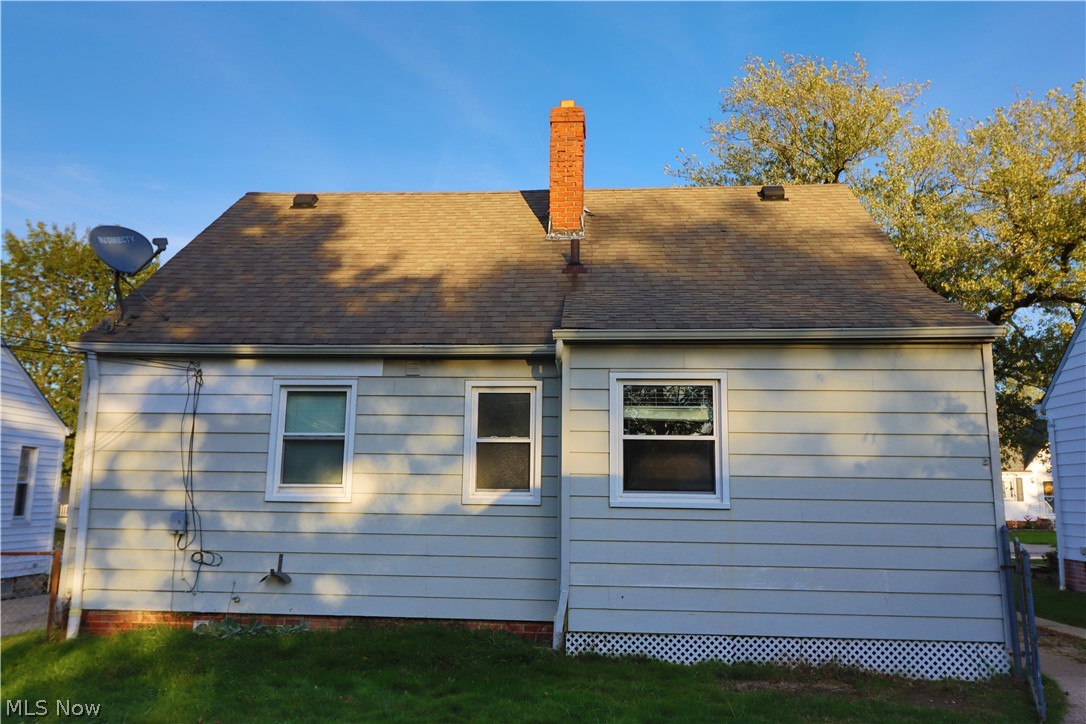 1324 Mayfield Ridge Road Cleveland, OH 44124 - Photo 21 of 22