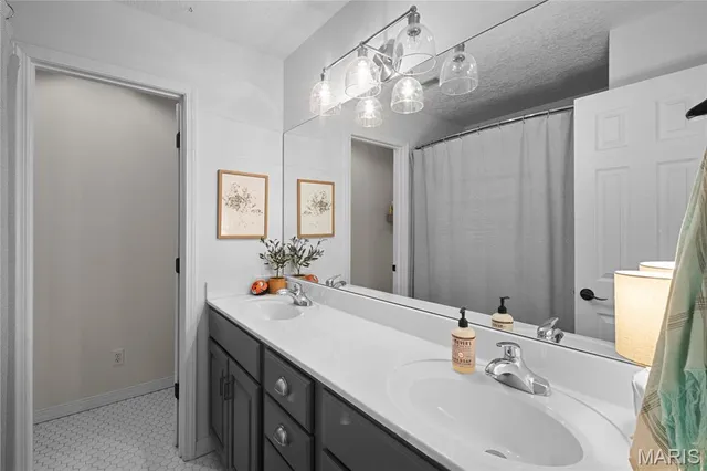 $699,000 | 1001 Paradise Lane, Poplar Bluff, MO 63901