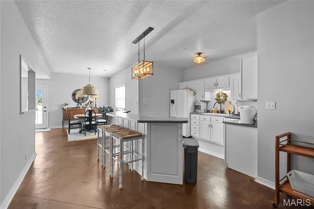 $699,000 | 1001 Paradise Lane, Poplar Bluff, MO 63901