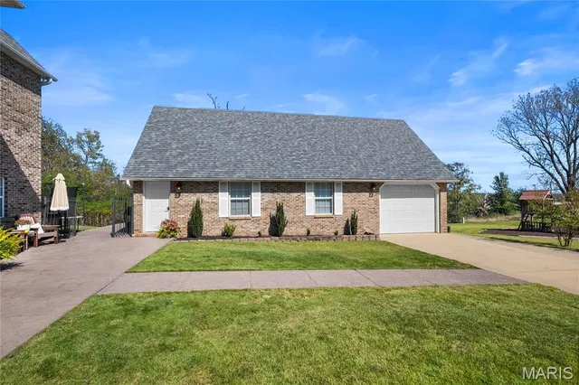 $699,000 | 1001 Paradise Lane, Poplar Bluff, MO 63901