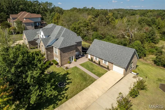 $699,000 | 1001 Paradise Lane, Poplar Bluff, MO 63901