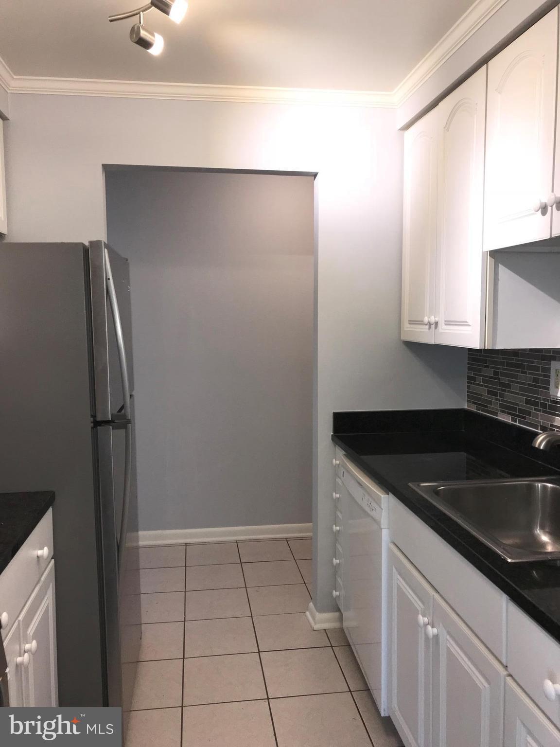 7095 Spring Garden Drive, Unit 2 Springfield, VA 22150 - Photo 6 of 19 Kitchen