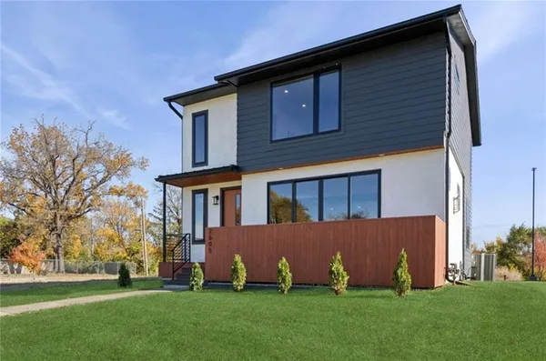 $659,000 | 2605 West Paseo Boulevard, Kansas City, MO 64108