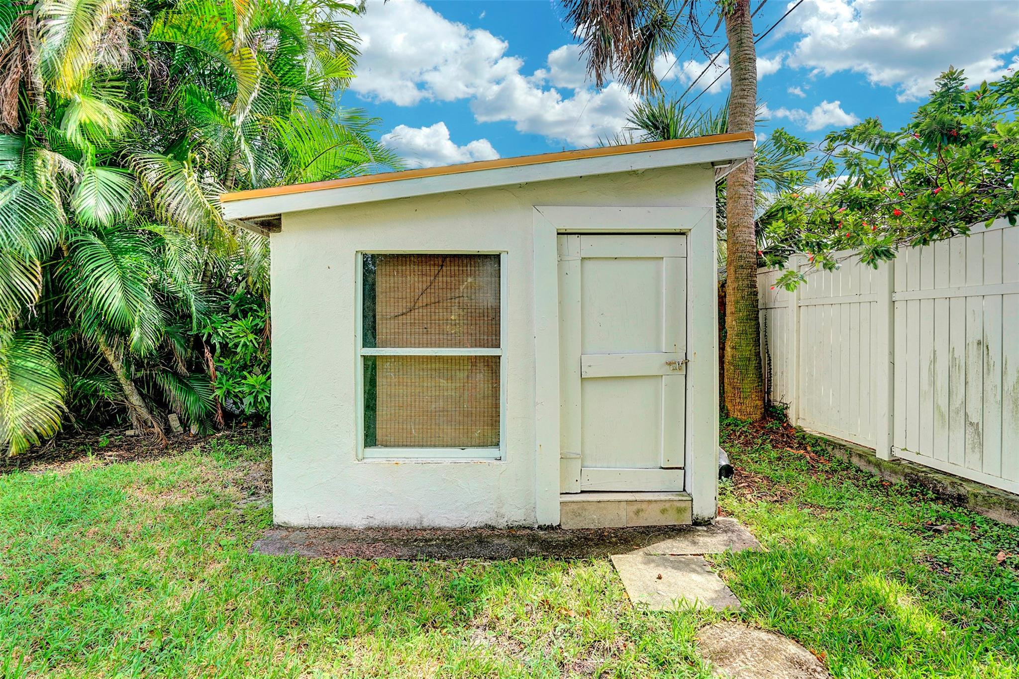 3208 Beacon Street Pompano Beach, FL 33062 - Photo 18 of 26 Photo 18