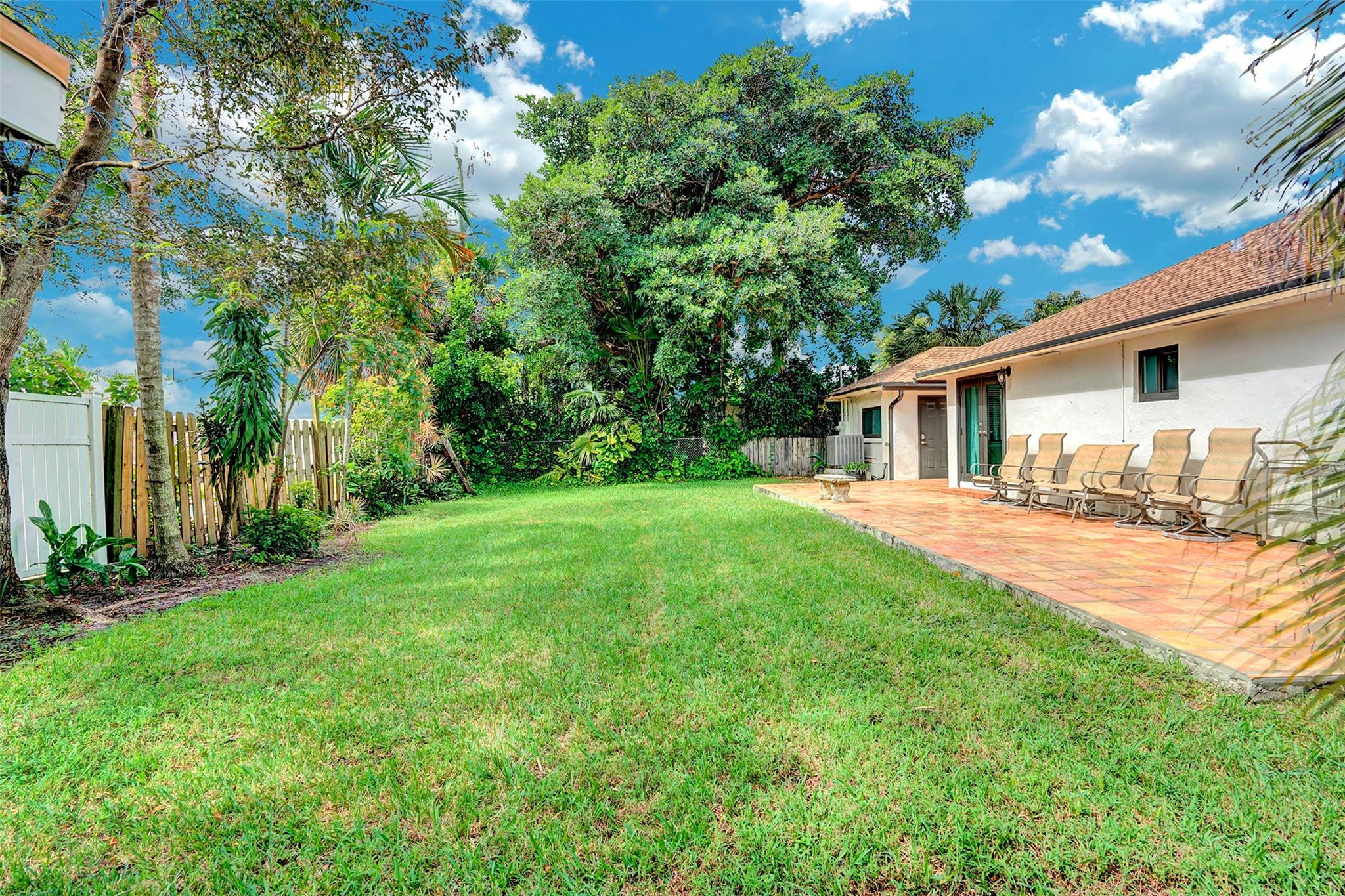 3208 Beacon Street Pompano Beach, FL 33062 - Photo 19 of 26 Photo 19