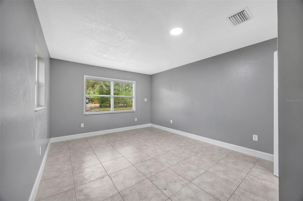 308 South Kingsway Road Seffner, FL 33584 - Photo 22 of 31
