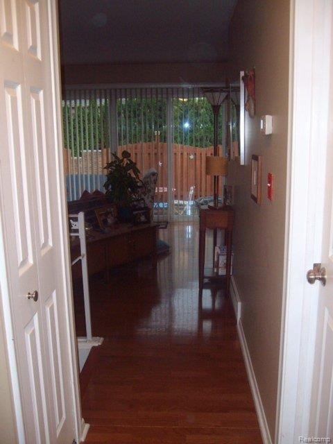 3401 Crooks Road Royal Oak, MI 48073 - Photo 3 of 23 Crooks home 021.jpg