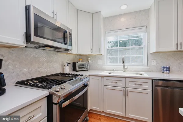 $3,900 | 6507 Harvest Mill Court, Centreville, VA 20121