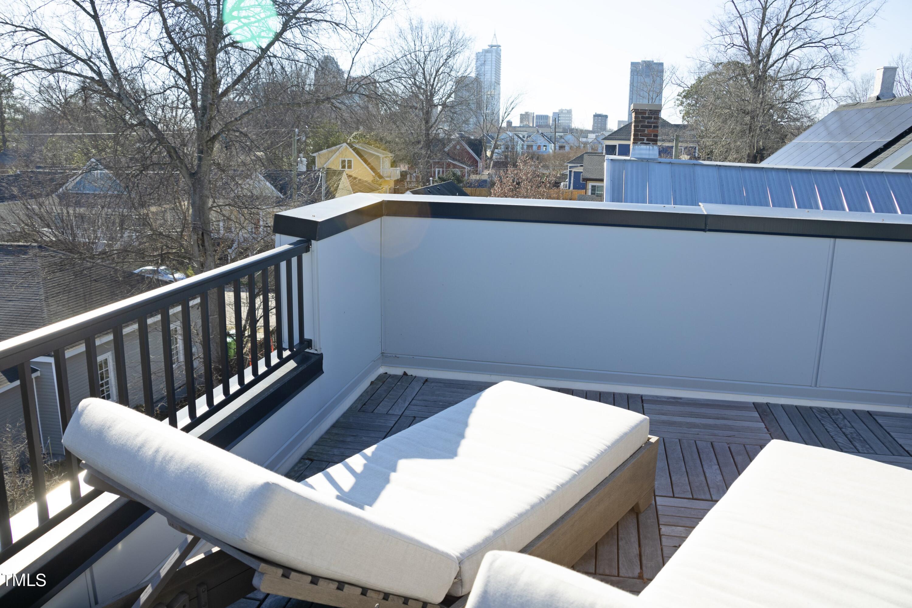 706 East Hargett Street Raleigh, NC 27601 - Photo 25 of 35 a view of balcony with furniture