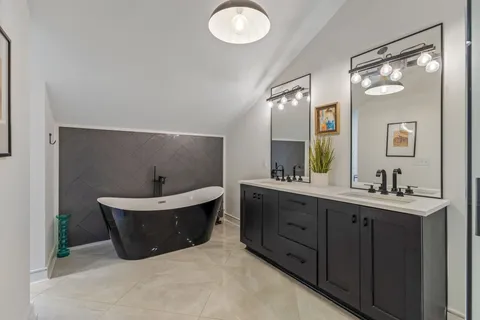 $899,000 | 352 9th Avenue North, Franklin, TN 37064