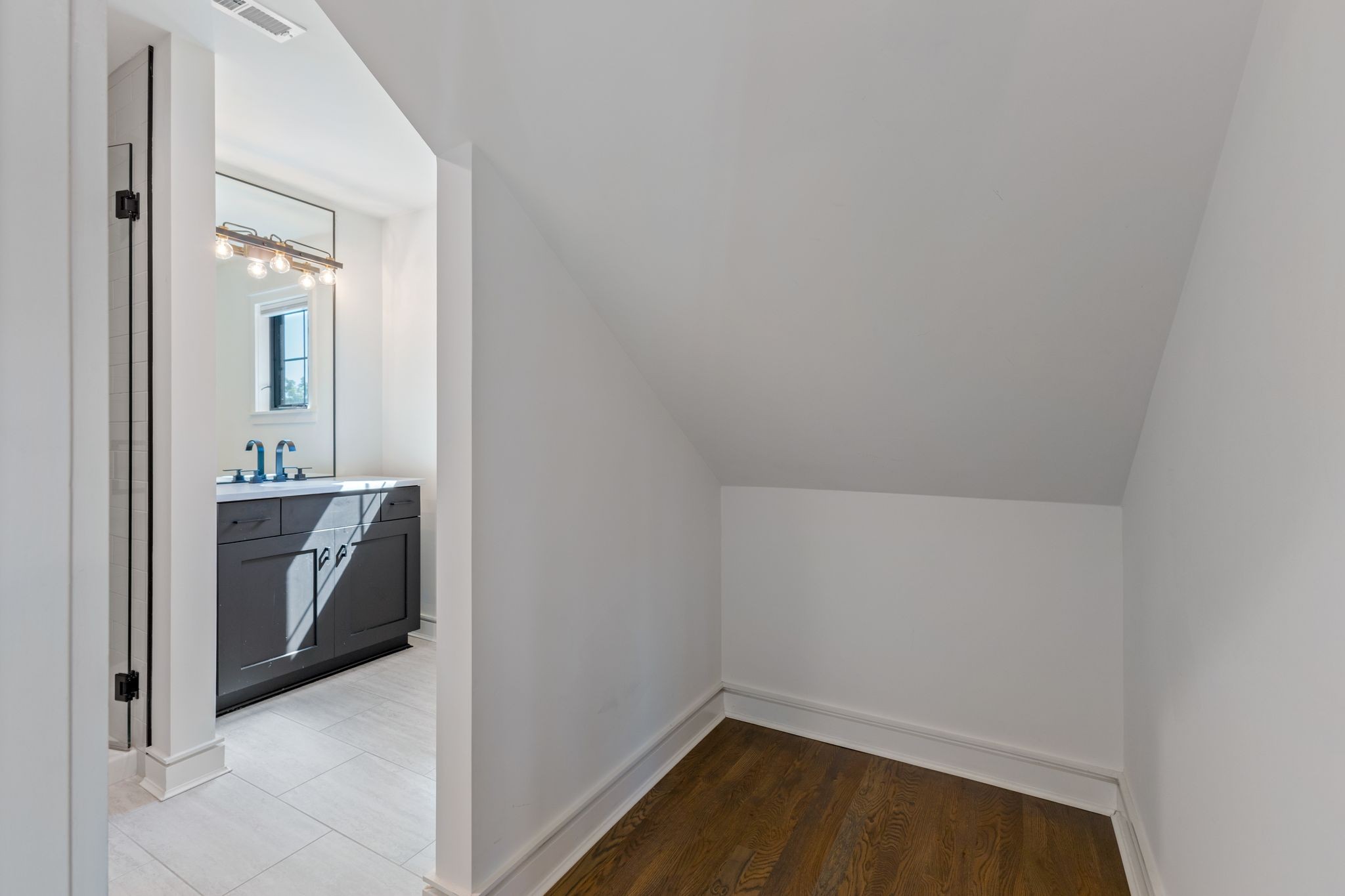 352 9th Avenue North Franklin, TN 37064 - Photo 29 of 42