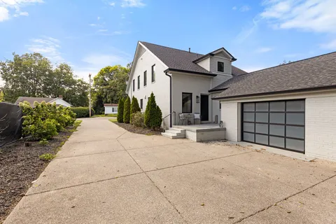 $899,000 | 352 9th Avenue North, Franklin, TN 37064