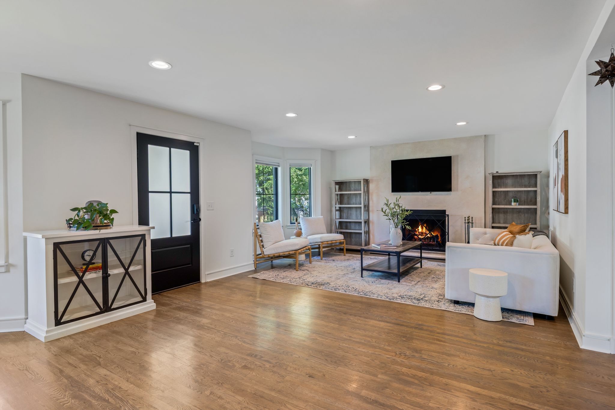 352 9th Avenue North Franklin, TN 37064 - Photo 4 of 42