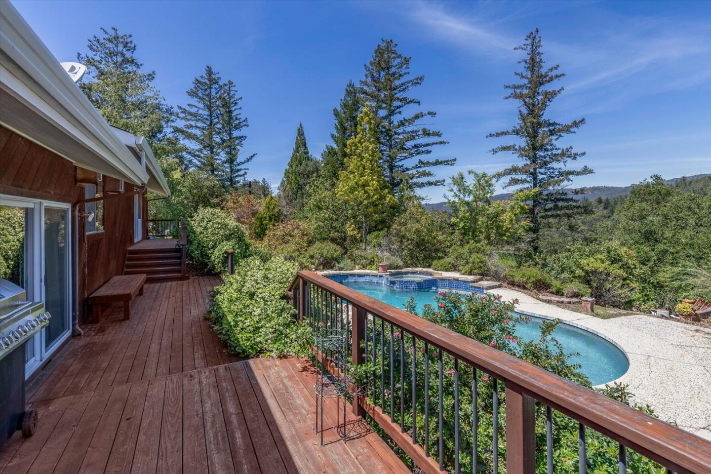 25149 Radonich Road Los Gatos, CA 95033 - Photo 26 of 47