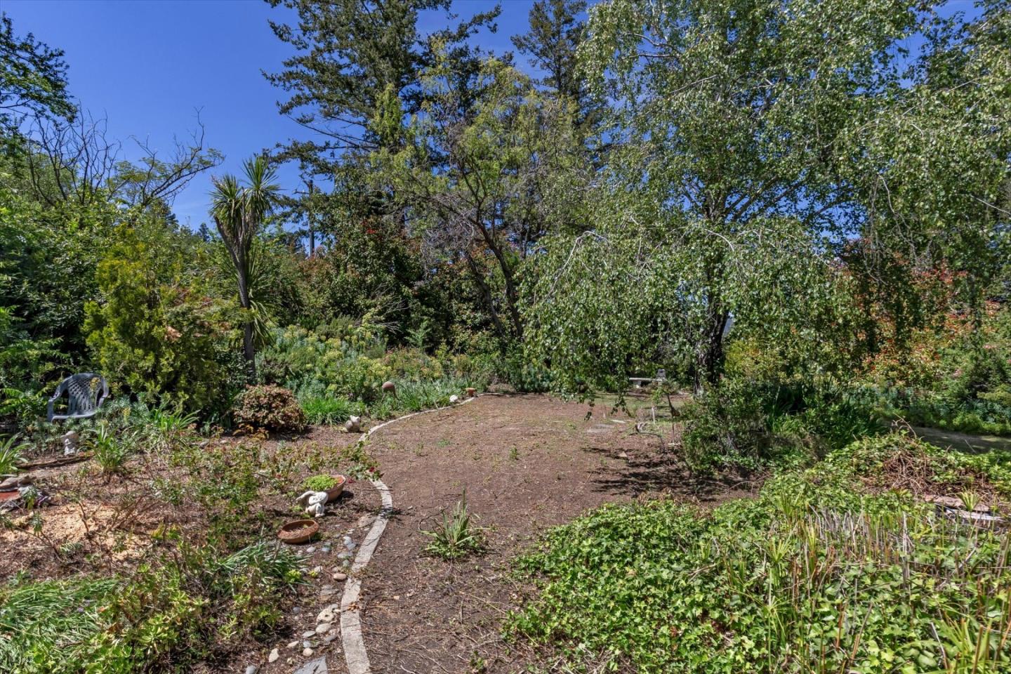 25149 Radonich Road Los Gatos, CA 95033 - Photo 34 of 47