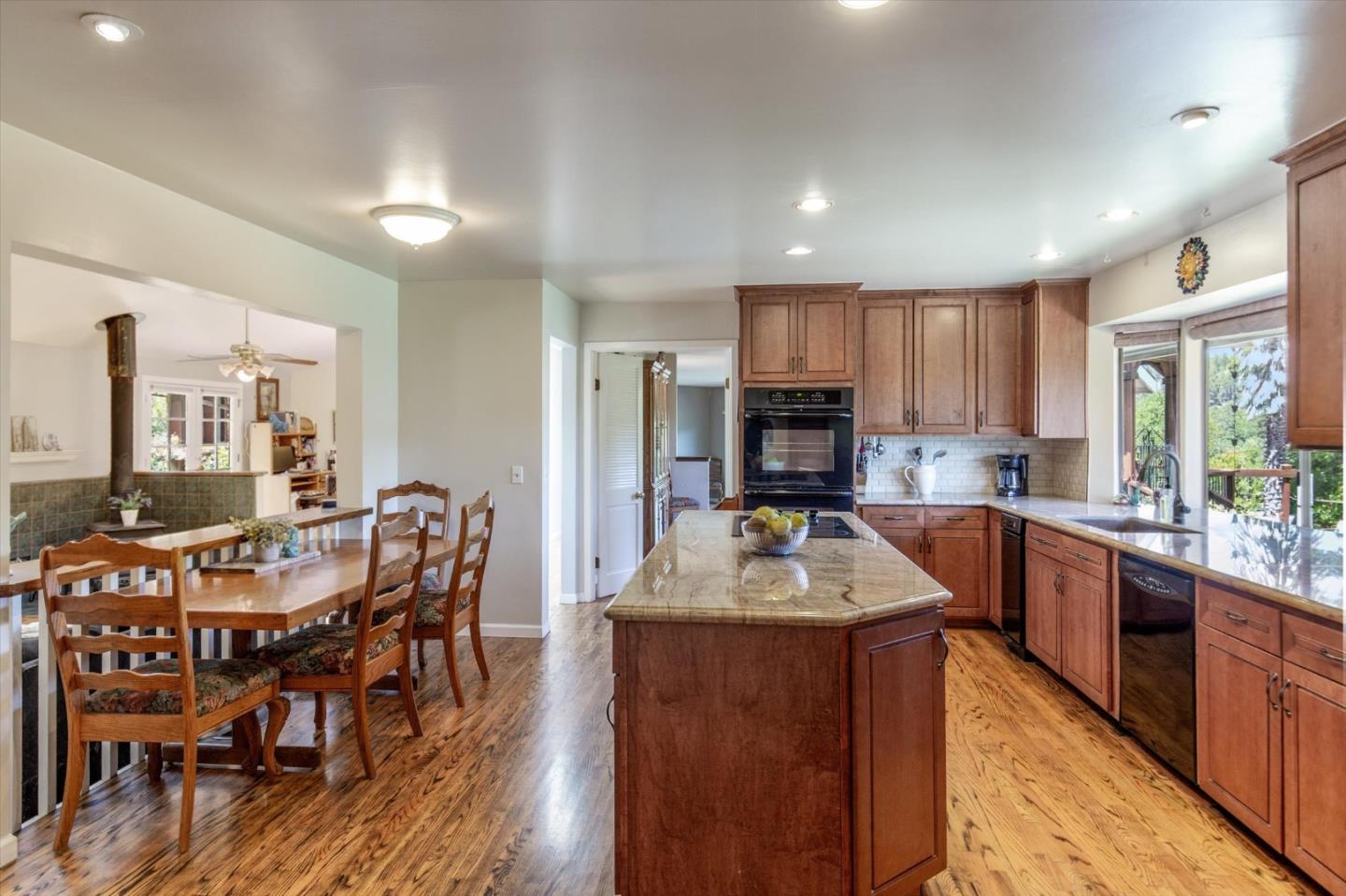 25149 Radonich Road Los Gatos, CA 95033 - Photo 10 of 47