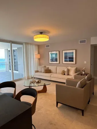 $6,500 | 6301 Collins Avenue, Unit 908, Miami Beach, FL 33141