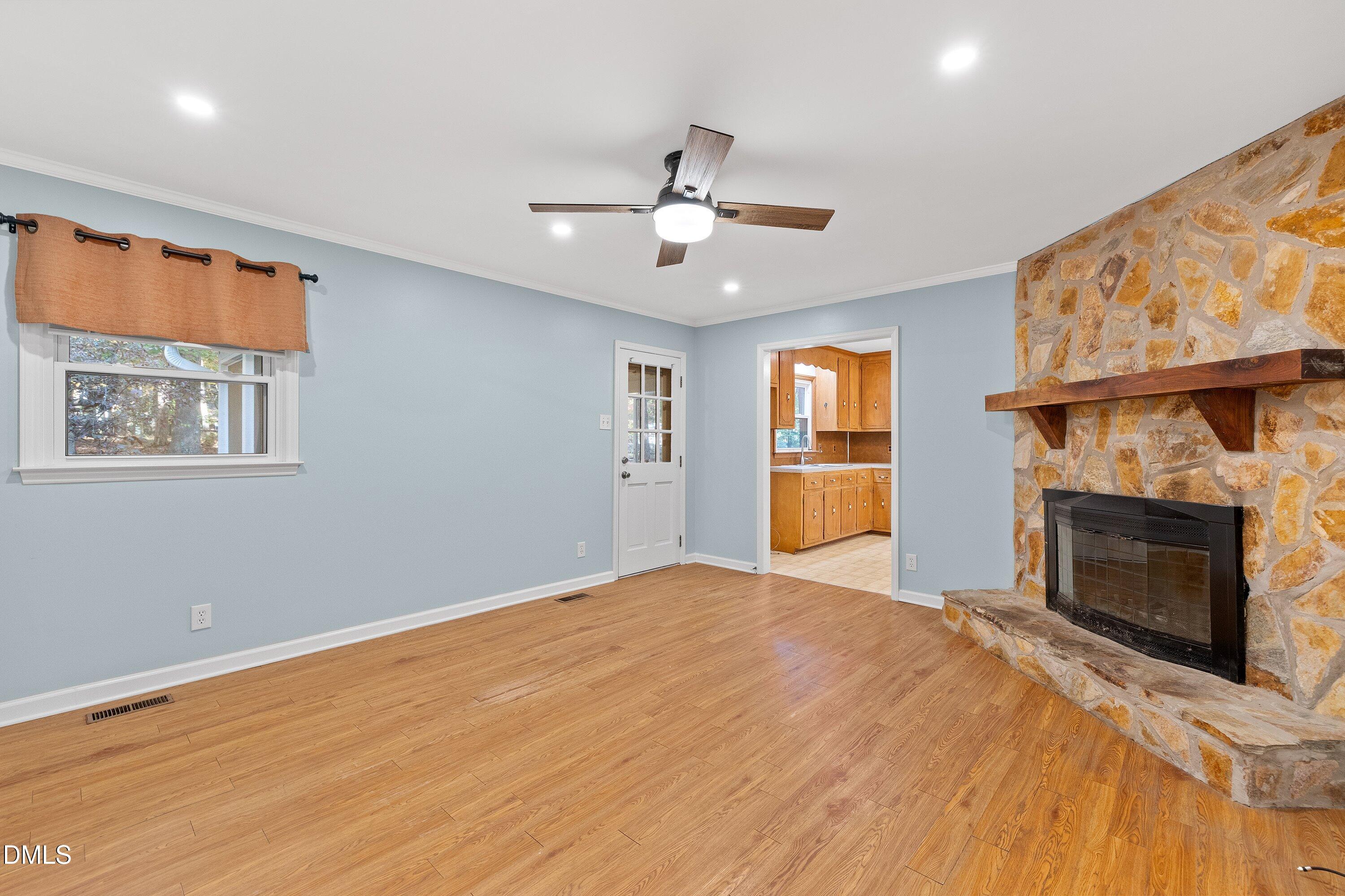 5917 Scalybark Road Durham, NC 27712 - Photo 12 of 47 16-5917 Scalybark _8068