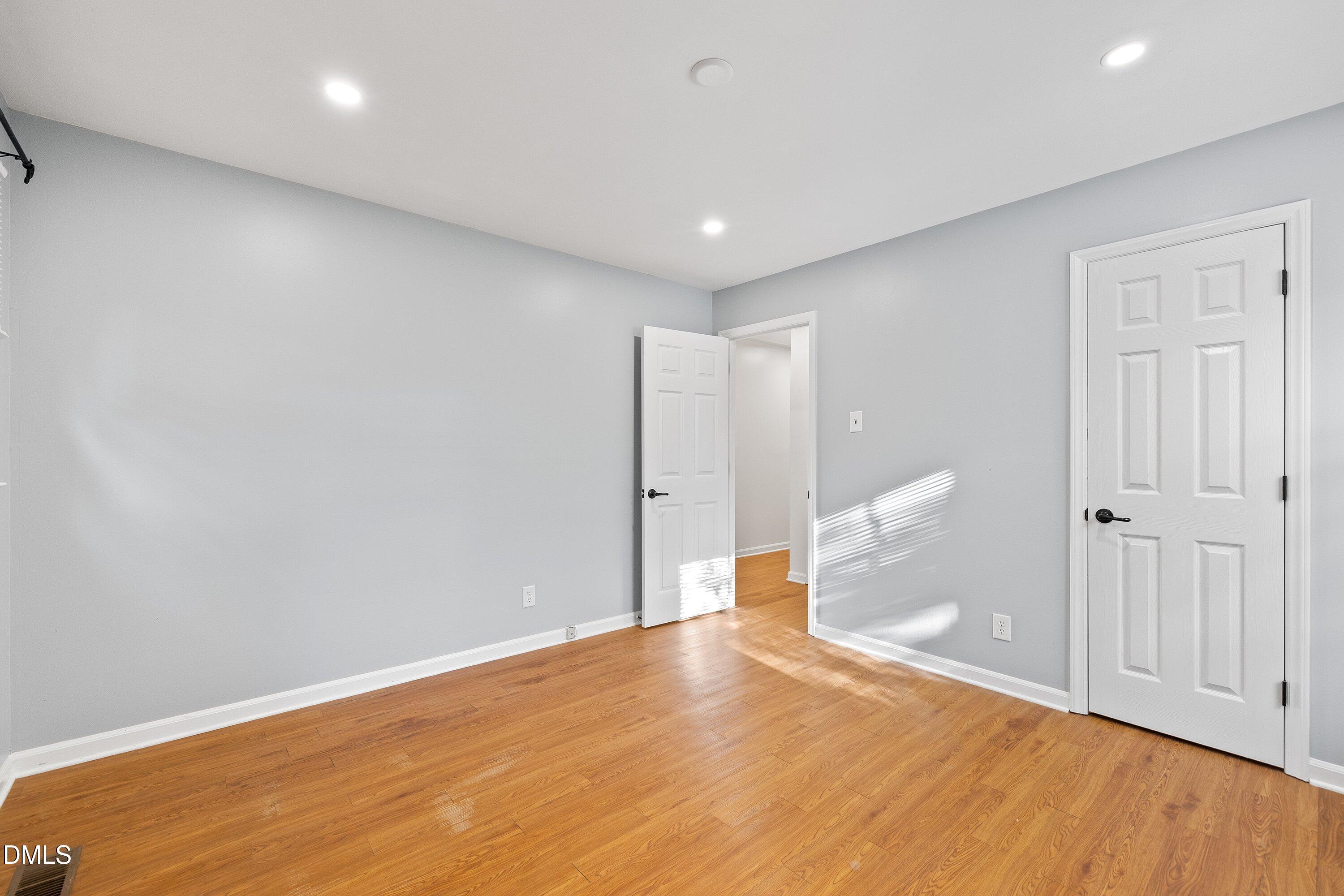 5917 Scalybark Road Durham, NC 27712 - Photo 28 of 47 36-5917 Scalybark _8168