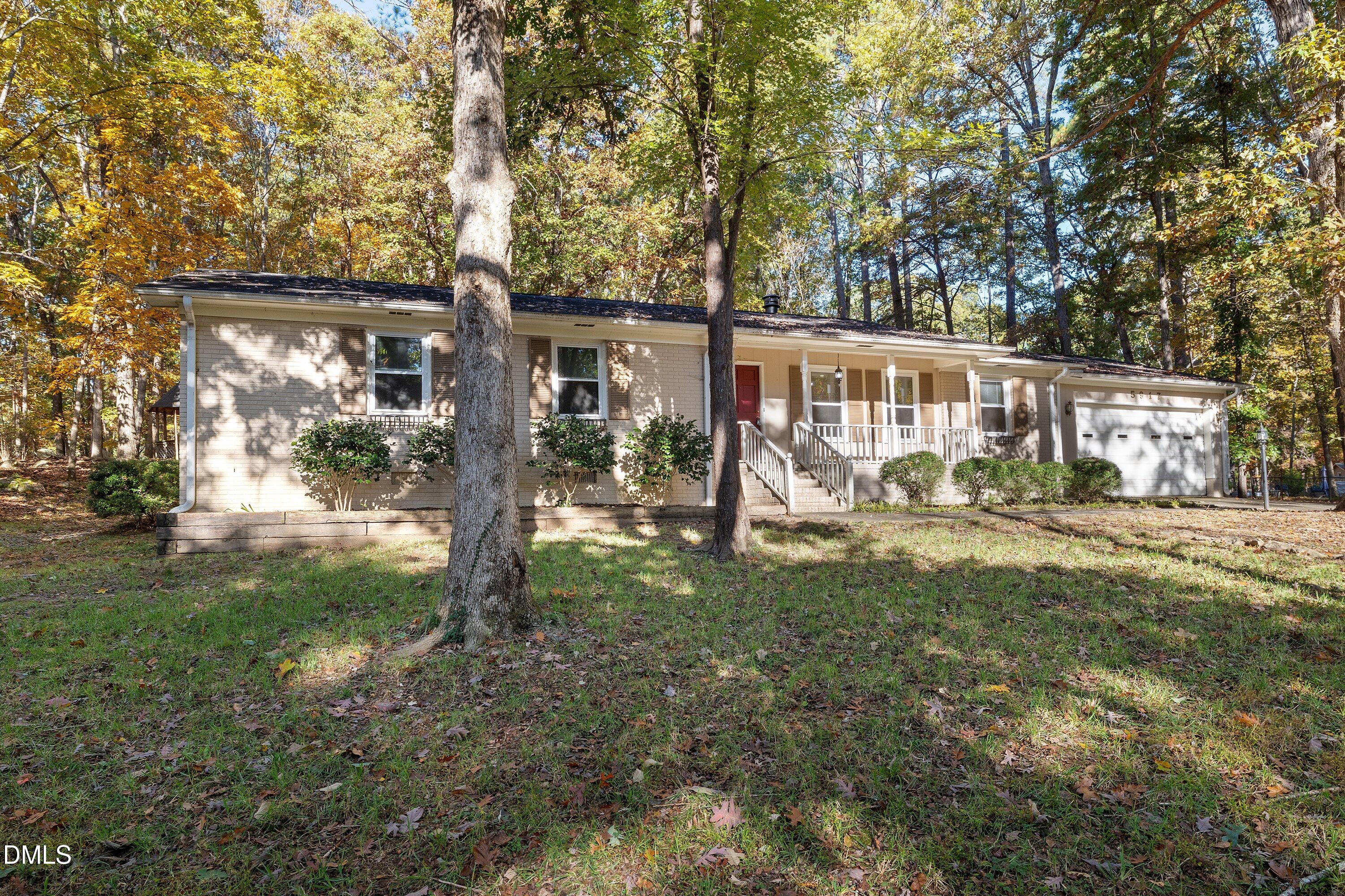 5917 Scalybark Road Durham, NC 27712 - Photo 4 of 47 06-5917 Scalybark _8239