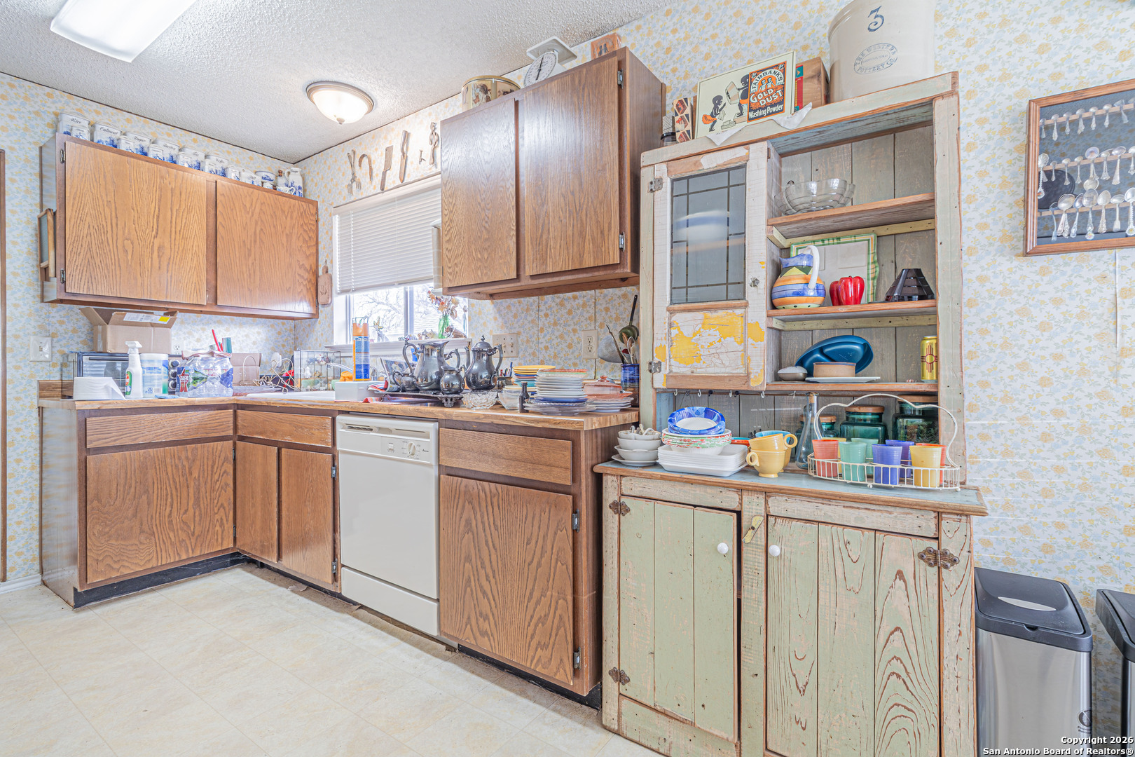 3675 Ridge Cluster Street San Antonio, TX 78247 - Photo 17 of 37