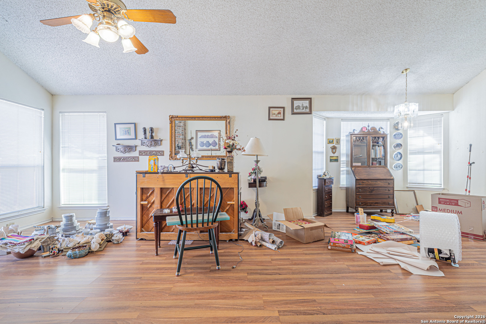 3675 Ridge Cluster Street San Antonio, TX 78247 - Photo 8 of 37