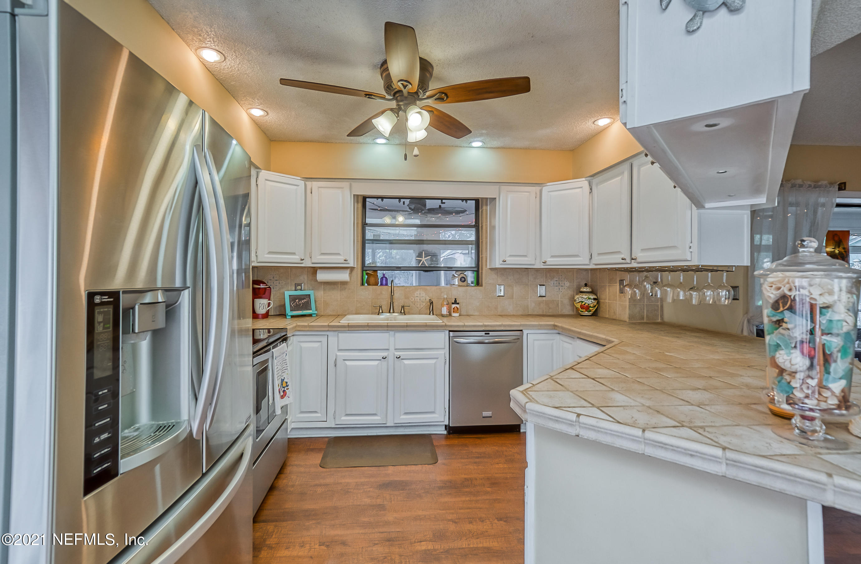 85 Oakwood Road Jacksonville Beach, FL 32250 - Photo 15 of 82 904RealEstatePhotography.com-10