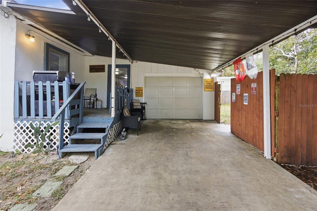 5403 East Tangelo Lane Inverness, FL 34453 - Photo 21 of 32 a view of entryway