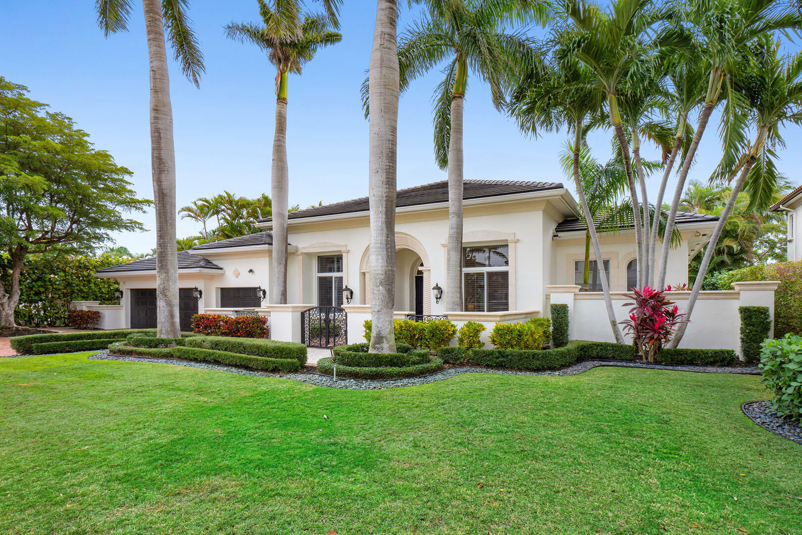 2166_W_Silver_Palm_Road_01