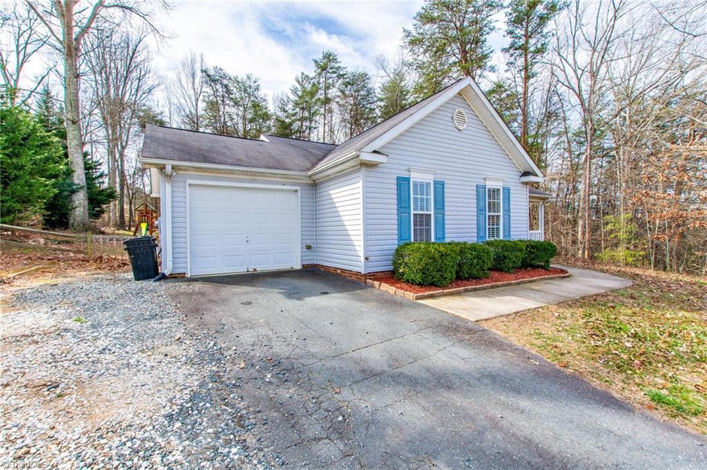 200 Grade Street Rural Hall, NC 27045 - Photo 3 of 29