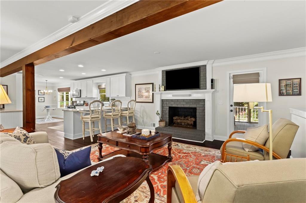 4941 Bedell Road Roswell, GA 30075 - Photo 8 of 39 Gallery Image 8
