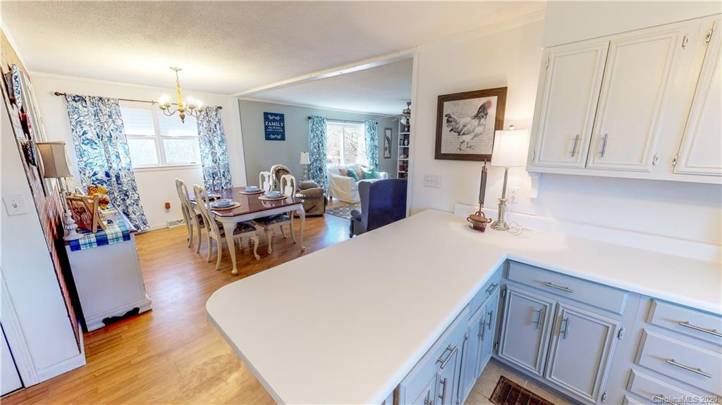 148 Martin Branch Road Leicester, NC 28748 - Photo 3 of 20 Gallery Image 3