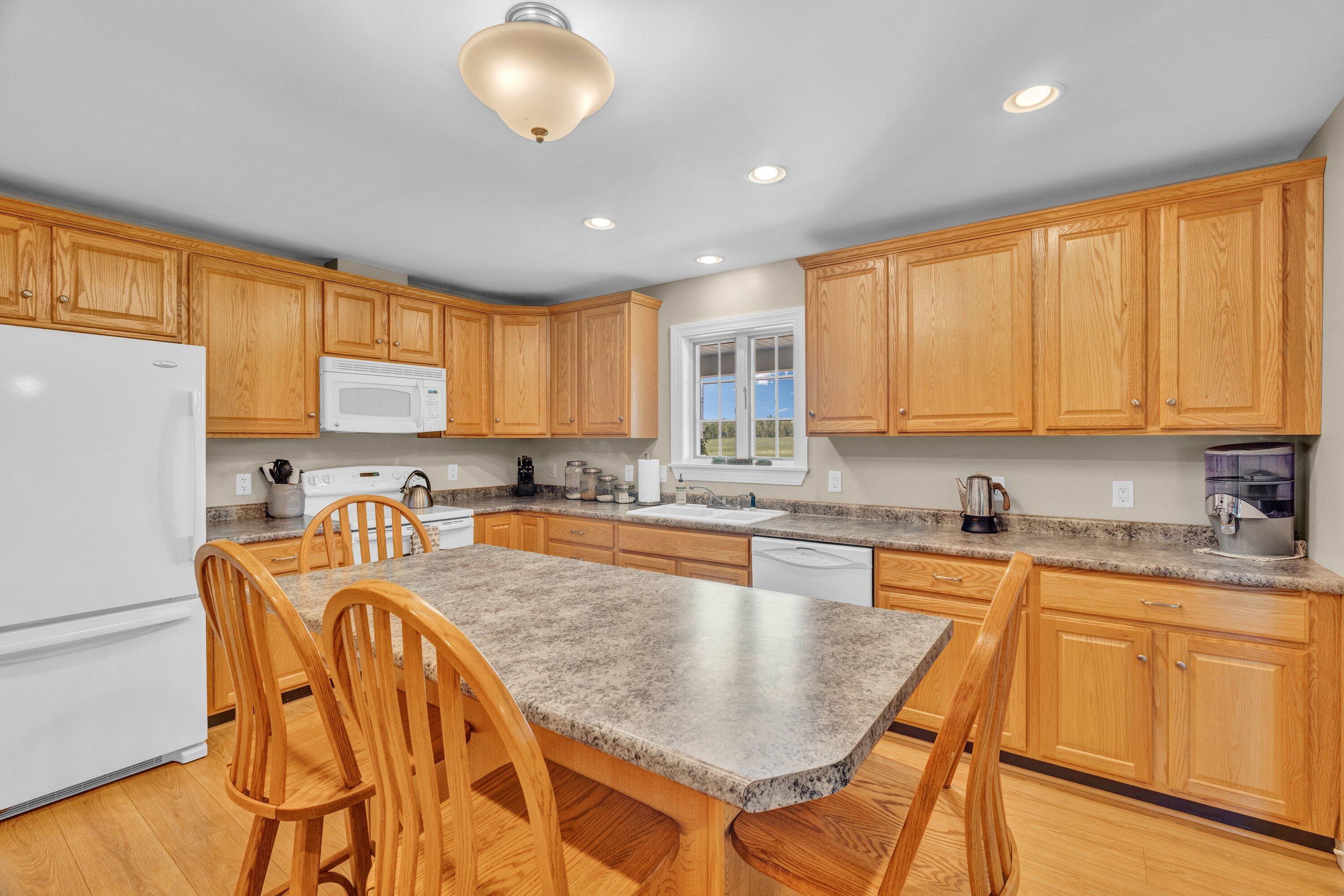 250 Town Farm Road Sidney, ME 04330 - Photo 13 of 63 19-custom-250-town-farm-rd